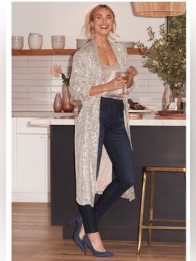 NWT BB Dakota by Steve Madden Silver Show Stopper Sequin Duster Jacket. Size MED